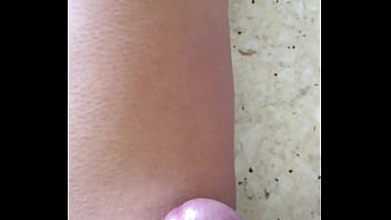 Preview 2 of Mom Takes Soccer Team - sacando rica lechita