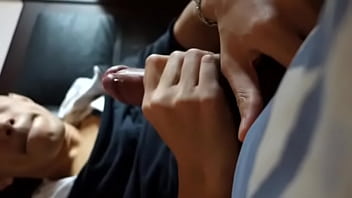 Preview 2 of Cumsbottom Perv - trai bắn tinh