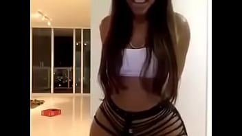 Preview 1 of Valentena Nape - skype is wireduaalawrencia.MP4