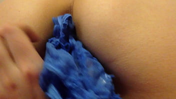 Preview 2 of Boob Bigest - Panties Stuffed In Pussy - засунула трусы в пизду