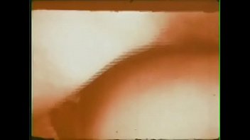 Preview 3 of Maa Beta Zxx - The appeal of old porn in Super 8! Vol. 17