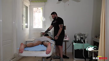Preview 2 of Sds Gay - Milf loves massage with happy ending