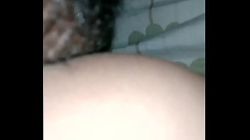 Preview 2 of Teens Pussy Lickibg - Choro de chilena en cuatro (creampie)