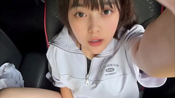Preview 3 of Uldouz Xnxx - 【車内オナニー】愛液がいっぱいでました。 誰か車の中で一緒にシませんか？