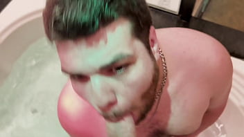 Preview 2 of Honey 2 Massage In Pattaya - Erick Diaz Realiza Meu Sonho (ASSISTA NO XV RED E SHEER) Quase um ano ap&oacute_s gravar esse v&iacute_deo &eacute_ bom relembrar de quando um maloka levou um gordinho urso no motel pra foder ele