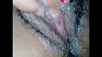 Preview 2 of Worship Feet Teens - Mi novia me envia para mostrarme lo caliente que se pone ... comenten