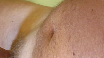 Preview 3 of 34d Boobs - Schuss in den Nabel