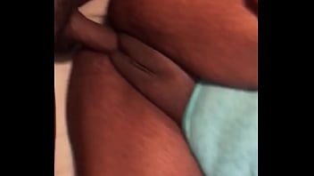 Preview 4 of Squirt Koketochka And Ohmibod - cum shot on fat pussy