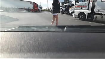 Preview 2 of Hot Nakat - raz la moule devant des routiers
