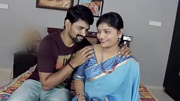 Preview 1 of Moms Been Boos - Aunty romance with BoyFriend