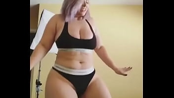 Preview 2 of Trina Schultz - cO1GH-01XwbHnry8.MP4