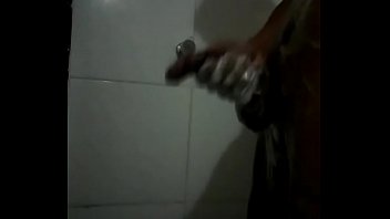 Preview 4 of Sanilioni Bf Videos - Me pajeo mientras me ducho..