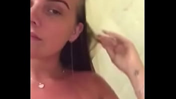 Preview 2 of Xxx Dusche - trim.D4BFC8B9-38FC-4907-9E85-C10D2B831275.MOV