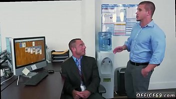 Preview 1 of Cewek Antik Hd - Erecting sperm by looking gay porn movie Earn That Bonus