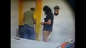 Preview 4 of Kamasutra Lesbian - Una esposa infiel trata de seducir al t&eacute_cnico de TV
