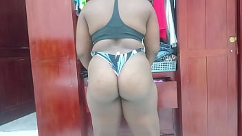 Preview 3 of Kondome Beeg - Mujer tentadora en su espacio privado (real cute)