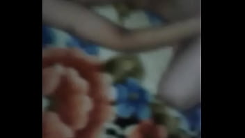 Preview 1 of Coroa Selma - At&eacute_ as bolas
