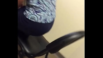 Preview 4 of Pornrubias - Lisa&#039_s Huge Ass