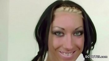 Preview 1 of Seduce Step Sister - Bruder fickt die Freundin der Stief-Schwester in den Arsch