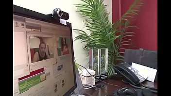 Preview 1 of Brunettes Homemade Sex Film - They fuck just after getting to know each other in a chat