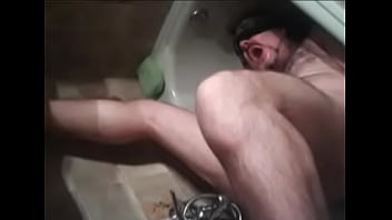 Preview 3 of Romantic Wedgie - Secuencia 01