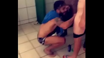 Preview 1 of Milf Nipples Webcam Milk - Time Ga&uacute_cho Gay