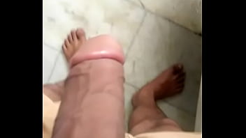 Preview 4 of Xbraz Hdcom - A guy showing his dick
