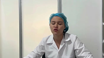 Preview 1 of Sis Break Com - Me la jalo viendo a mi hermanastra y ella se antoja que la folle a cambio de guardar el secreto.