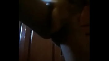 Preview 3 of Bdsm Guy Porn - Piranha tocando siririca chamando a larissa