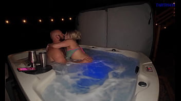 Preview 2 of Japan Hot Cry - HOT TUB FUN Pussy Play Masturbation Blowjob