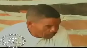 Preview 2 of Knee High Anal - G&ecirc_nio falando a verdade sobre a Lua