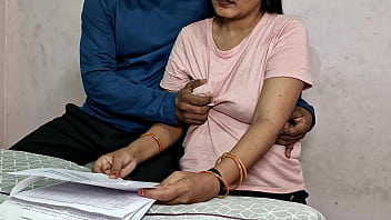 Preview 1 of Begger Fuck For Mony In India - Bete Ne Mom Ko Choda,   Stepson Seduce and fuck hot Stepmom While She Doing Homework