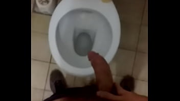 Preview 1 of Basak Engin Porn - Yo meando / me pissing