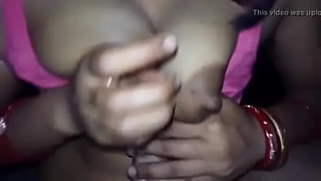 Preview 1 of Tuve99 Com - Bhabhi ke bade doodh