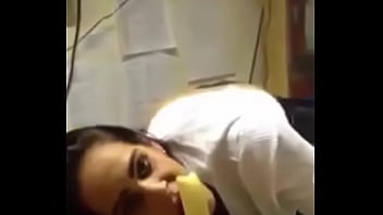 Preview 3 of Sexe Amoureux - Best Banana Blowjob Ever