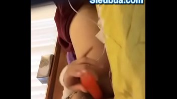 Preview 1 of Stacy Nasty Milf - xvideos.com b9d99ddfe7bd64637ce432c510063b3d-1