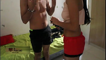 Preview 1 of Indin Muslin School - hijastra deja que el roce de la polla se deslice dentro y no dice nada...