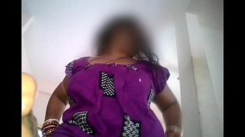 Preview 2 of Batendo Pra Mae Do Meu Amigo - My boss  drilled shonu desi indian wife and i was to shoot their play