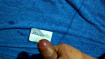 Preview 4 of X Beescom - Para mi reina la pepina