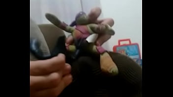 Preview 4 of Public Train Grab Big Tits - Alien do Ben 10 paga punhetinha pro donatello