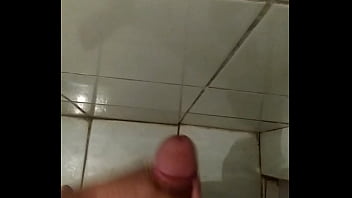 Preview 2 of Teenboys In Boxershorts - True Brazilian mulatto cock big cumshot - p&ecirc_nis do mulato brasileiro gozando