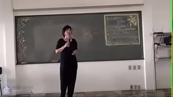 Preview 1 of Mssje Bzazel Xxx - Professora explica que sexo Anal pode causar cancer