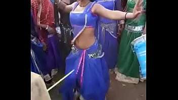 Preview 1 of Big Body And Son - pelu dance by beautyful women
