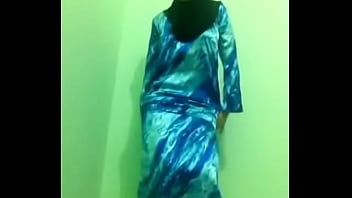 Preview 1 of Tunisian Given - สาวมุสลิมโชว์
