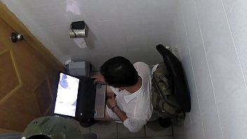 Preview 2 of Erotis Xxx - Sp1.MOV