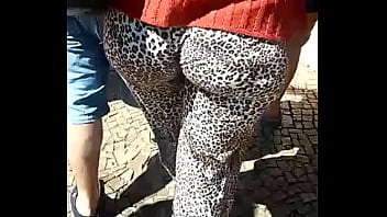 Preview 2 of Teacher Focing - coroa com fio socado no bundao