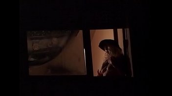 Preview 3 of Tel Bros - Una troia bionda spompina tutti per strada