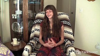 Preview 3 of Kerala Porn Scandal - Kinky Yanks Babe Willow Talks