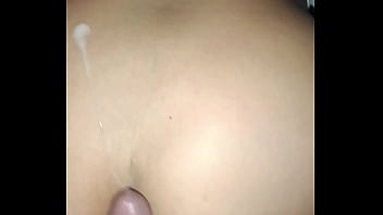 Preview 3 of Xxxxckc - Hermanastra caliente con shorcito sexy esas nalgas tienen hambre&iquest_Te puedes comer mi polla? -rapidito Roberto no tarda en llegar.