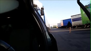 Preview 2 of Xxx Undici - pute sur parking routier